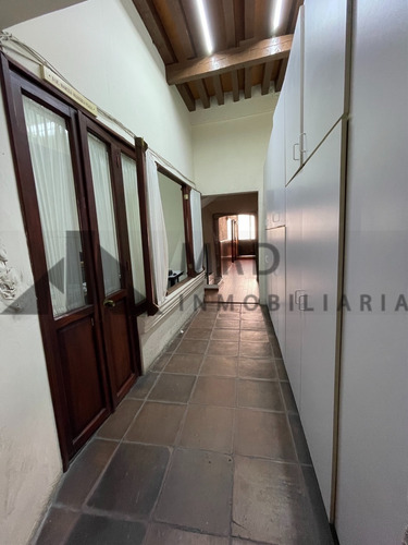 Casa En Venta En El Centro Histórico De Morelia, Mich.