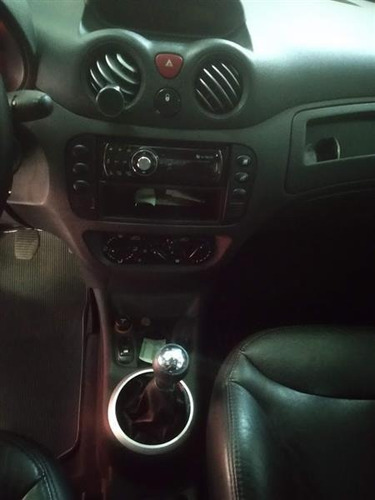Imagem 9 de 10 de Citroën C3 1.4 I Glx 8v Flex 4p Manual 2009/2010