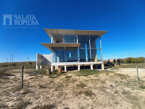 Imagen 15 de 17 de Venta - Casa - Santa Monica, Vista Al Mar