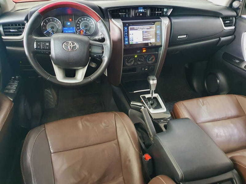 Toyota Hilux Sw4 Sr 2.7 - 7 Lugares