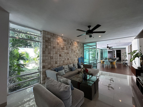 Casa En Venta En Cholul De Una Planta.