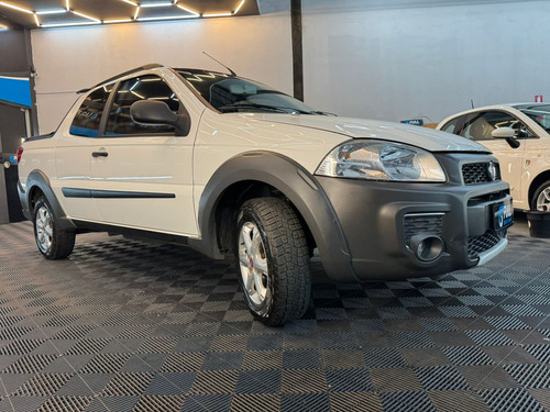 Fiat Strada 1.4 Working Cab. Dupla Flex 3p