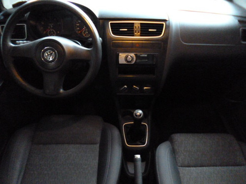 Fox 1.0 4 Pts Completo Flex 2013 Preto
