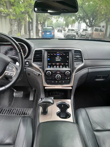 Jeep Grand Cherokee 5.7 Summit 4x4 Mt