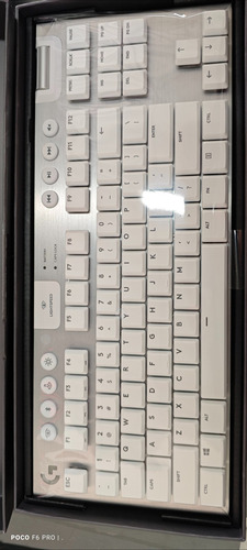 Teclado G915 Tkl Profesional Para El Gaming Blanco Inglés Internacional