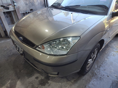 Ford Focus 1.8 Tdci Ghia