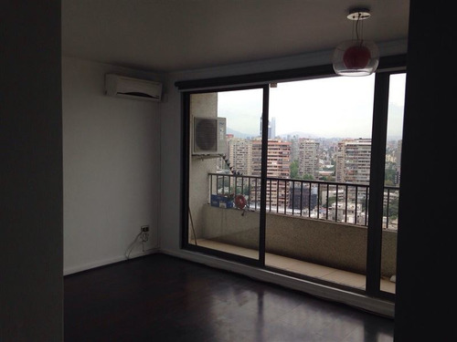 Departamento En Venta De 3 Dorm. En Santiago