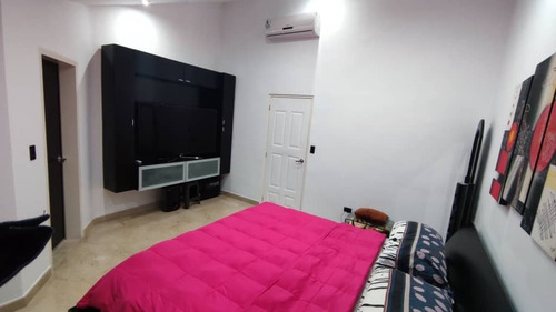 Imagen 9 de 15 de Fernando Perez Vende Hermoso Townhouse En El Rincon Naguanagua