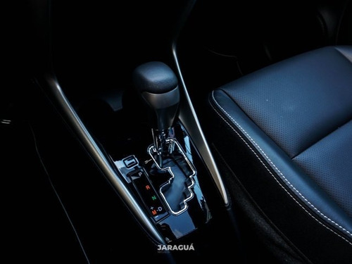 Imagem 6 de 13 de Yaris 1.5 16v Flex Xls Connect Multidrive