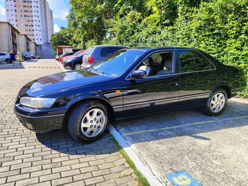 Toyota Camry XLE 3.0 24v V6