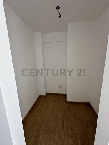 Espectacular 4 Amb A Estrenar! 120 M2 Con 2 Cocheras