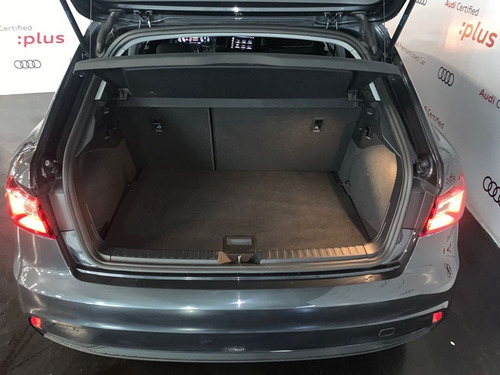 Imagen 8 de 12 de Audi A1 Sb Urban 30 2021
