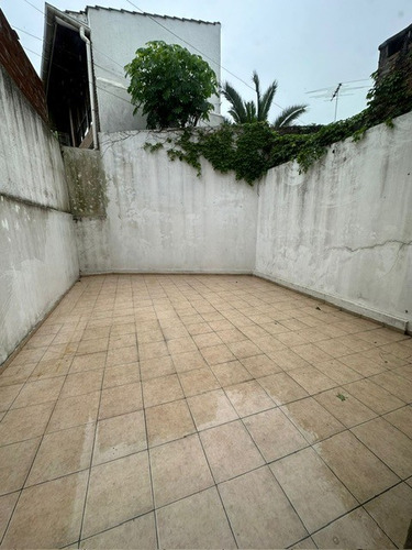 Plaza Irigoyen E/ Diag. 75 Y Av. 60 - Local Comercial