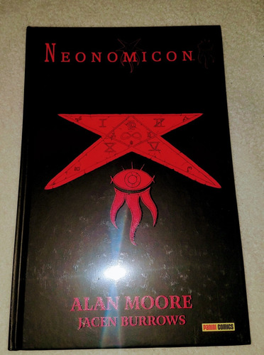 Neonomicon Panini Cómics