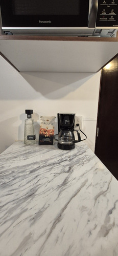 Depa Amueblado Con Tv, Micro, Cafetera Y Wifi Incluido