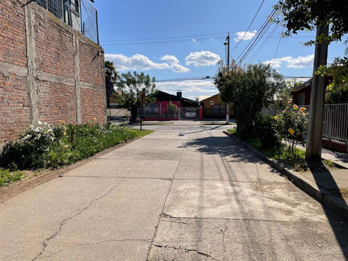 Casa En Venta De 3 Dorm. En Curicó