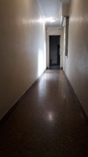 Imagen 4 de 28 de Departamento Tipo Casa En Alquiler En Lanus Este