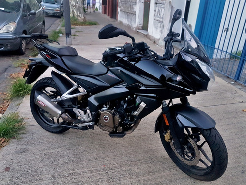 Rouser As200 - Inmaculada - Escape Cañossilen - Permuta