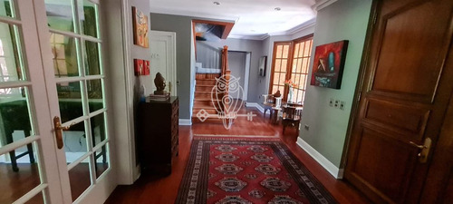 Casa Estilo Ingles En Venta De 7 Dorm. Las Brisas En Colina