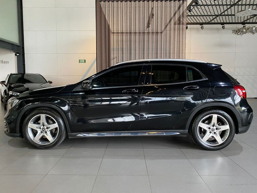 Imagen 5 de 15 de Mercedes Benz Gla 250 Sport 2018 Negro