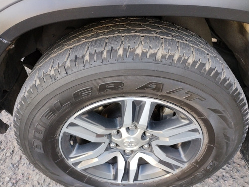 Imagen 4 de 19 de Toyota Sw4 2018 2.8 Sr 177cv 4x4