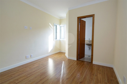 Imagem 29 de 30 de Casa, Sobrado 160m² Com 3 Suiítes, 2 Vagas, Churrasqueira, Jd. Marajoara. Nova !! Não Perca. - Reo496309