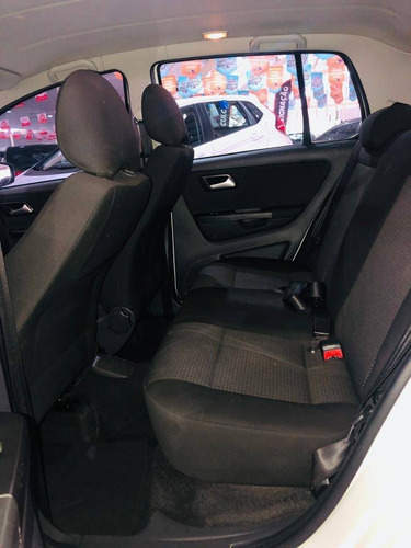 Volkswagen Fox 1.0 Mpi Trendline 12v Flex 4p Manual