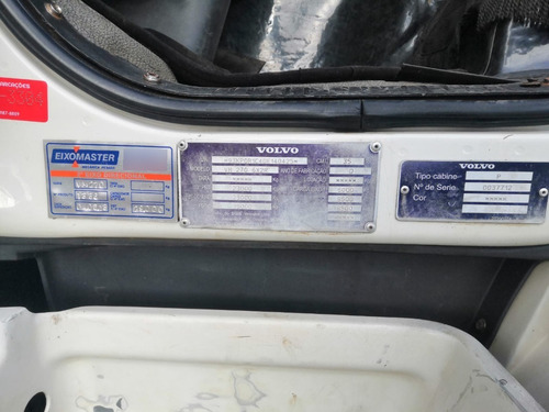 Imagem 8 de 12 de Volvo Vm 270 2013