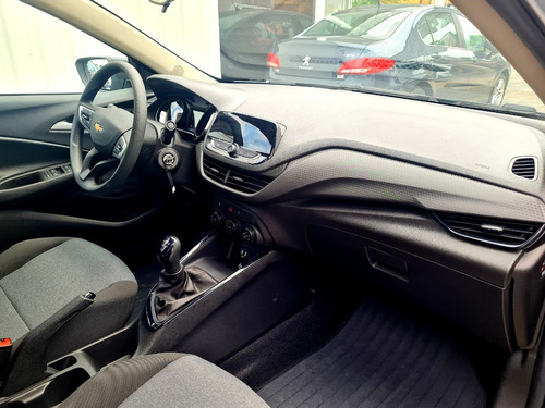 Imagen 18 de 21 de Nuevo Chevrolet Onix Ls 2023 1.2 0km Color Financia Smartin6