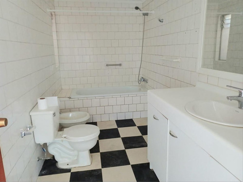 Oficina En Arriendo En Talca