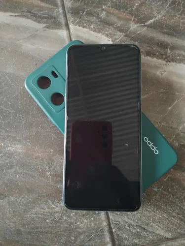 Oppo A57 Dual Sim 128 Gb Glowing Green 4 Gb Ram (Usado)