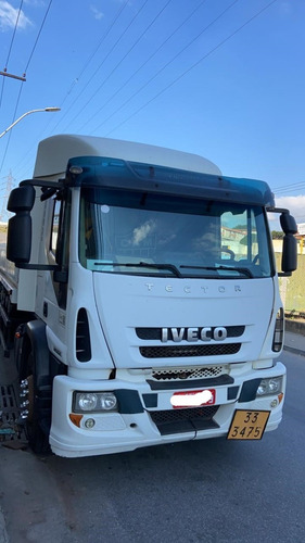 Imagem 1 de 15 de Iveco Tector 2010