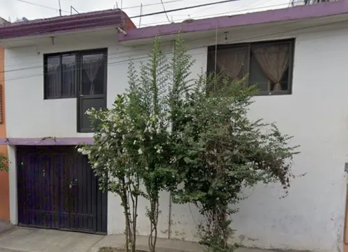 Propiedad Con Excelente Ubicacion En Puebla, 3 Recamaras, 2 Baños, 2 Lugars De Estacionamiento