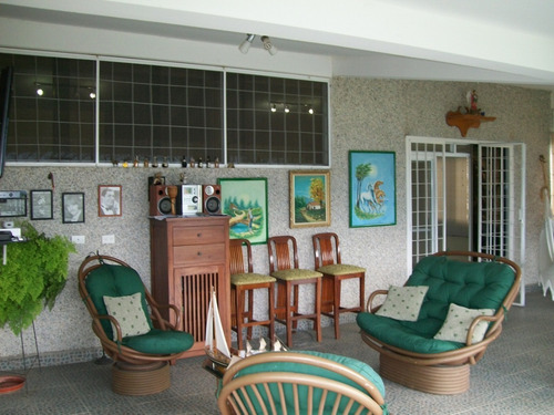 Imagen 10 de 29 de Hermosa Quinta En Urbanizacion Karimao Country Club Municipio Sucre, Distrito Capital, Miranda