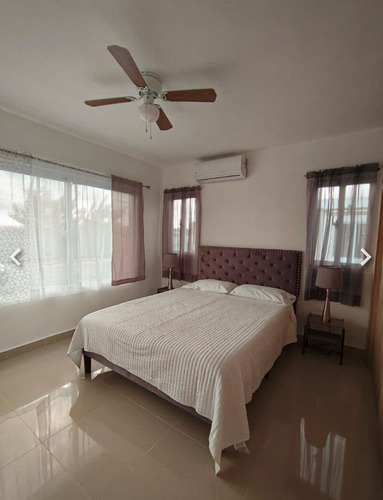 Se Vende Hermosa Villa En Residencial Veron Punta Cana Rd