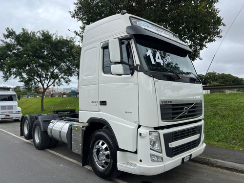 Imagem 10 de 15 de Volvo Fh 460 6x2 Traçado Ano 2014 Teto Alto