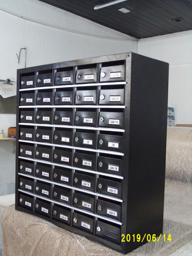 Caixa De Correio P/ Condomínio - Kf910 - 42 Apto/casa
