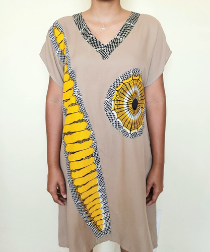 Imagem 2 de 5 de Vestido Feminino Tecido Curto Hildergard