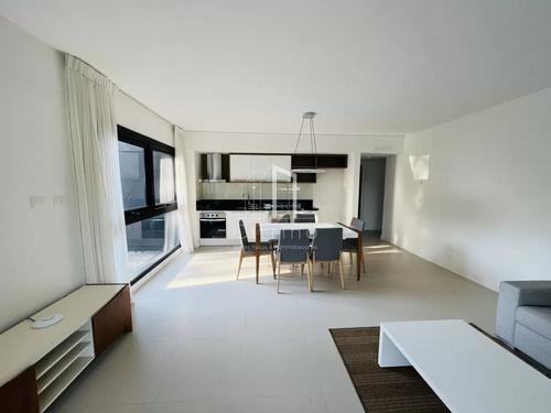 Venta De Apartamento En Crystal View En Complejo Solanas Resort Barrio Privado.