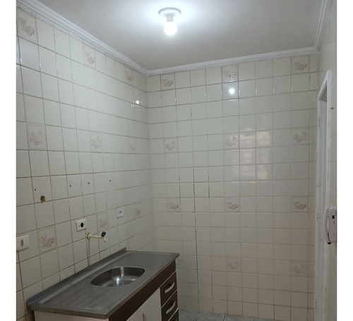 Apartamento Com Escritura Em Condomínio Fechado E Segurança 24 Horas