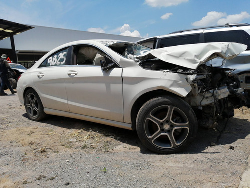Imagen 3 de 10 de Mercedes Benz Cla 200 Por Partes