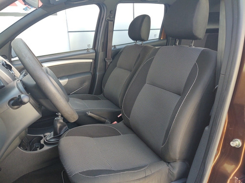 Imagen 11 de 14 de Renault Duster Expression Tm