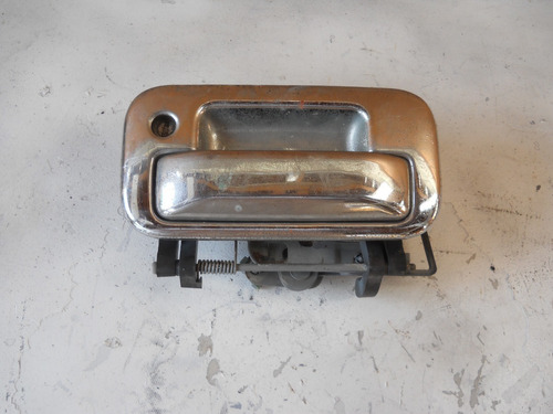 Vendo Manigueta De Tapa De Vagon De Ford F150, Año 2004