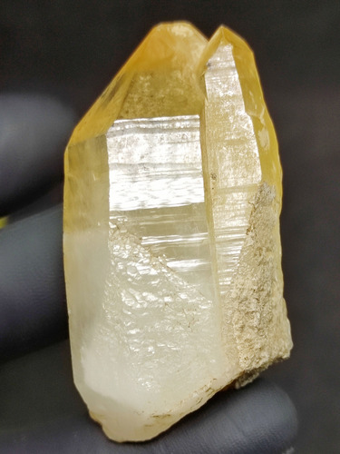 Cuarzo Limon - Amarillo Gemelo Tantrico - Lemuriano 5.7cm50g