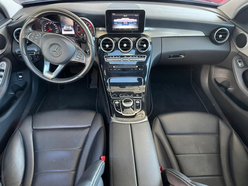 Mercedes-Benz Classe C 2.0 Avantgarde Turbo 4p