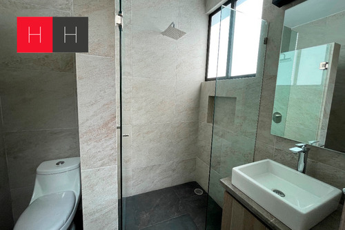 Casa En Venta En Lomas De Angelópolis I