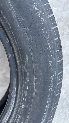 Llanta Michelin Defender Xt 225/65r17 (Usado)