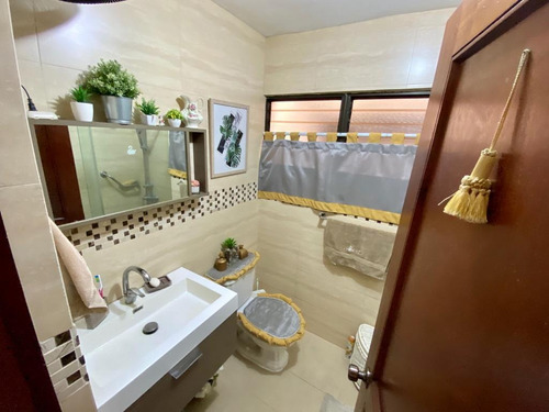 Imagen 11 de 11 de En Bella Vista Vendo Hermoso Apartamento,