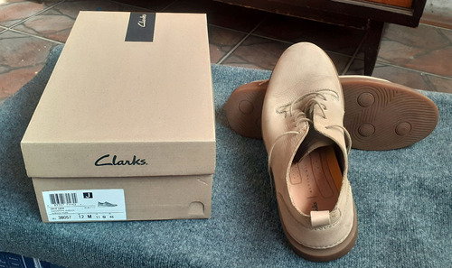 Zapatos Clarks