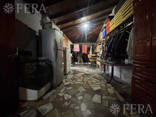 Venta De Casa 3 Ambientes Con Cochera En Wilde
